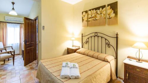 Villafranca de Cordoba House | Discover Alojamiento Rural El Salto in Villafranca de Córdoba