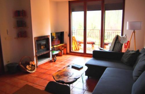 Tragacete Ski Chalet | Pet-Friendly Retreat at Alojamiento Rural Los Gancheros