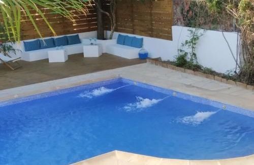 Barrio de la Vega Villa | Pet-Friendly Retreat at Alojamiento Rural Monte del Sol