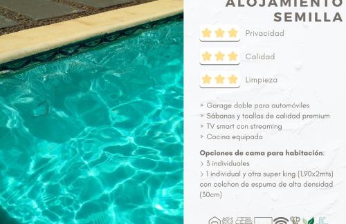 Posadas Apartment | Relax at Alojamiento Semilla with Oceanfront Pool Access
