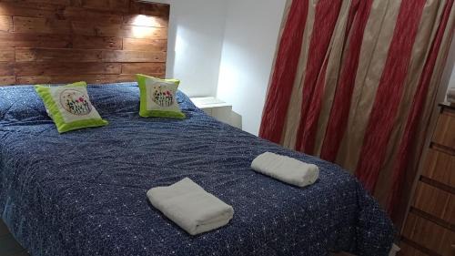 Vista Flores Apartment | Pet-Friendly Alojamiento Shanti with Oceanfront Views