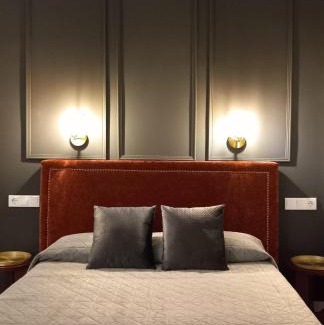 Manzanares House | Comfortable "La Condesa Carmen" with Child-Friendly Amenities