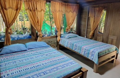 Monitos Hotel | Discover ALOJAMIENTO TURISTICO LOMA FRESCA Retreat