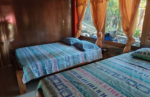 Monitos Hotel | Discover ALOJAMIENTO TURISTICO LOMA FRESCA Retreat