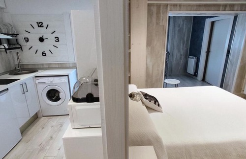 Elizondo Apartment | Family-Friendly Alojamiento Txokoto with High Guest Ratings