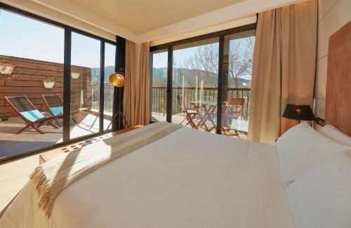 Ainsa Hotel | Exceptional Stay at Alojamientos Ainsa Sanchez - Guest Rated 9.3