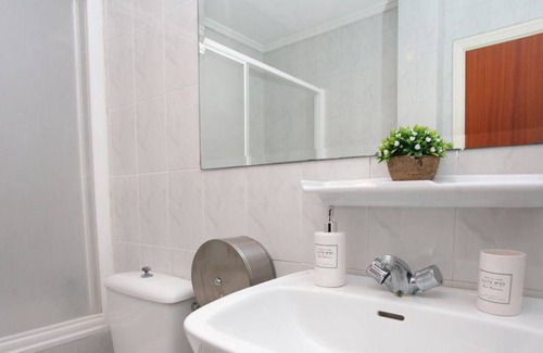 Plencia House | Discover Comfort at Alojamientos Arrarte - Family Friendly Stay