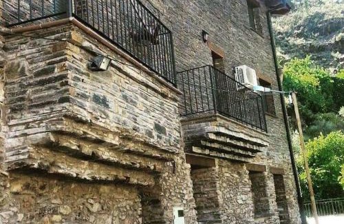 Casares de las Hurdes Apartment | Pet-Friendly Retreats at Alojamientos Rurales Hurdes Altas