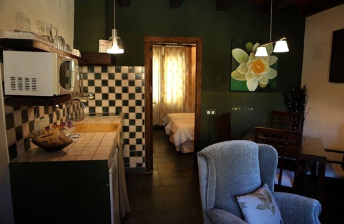 Braojos Apartment | Experience Relaxation at Alojamientos Estrella Rural
