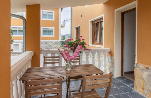 Queveda Apartment | Pet-Friendly Retreat at Alojamientos LCM - Rated 8.8/10