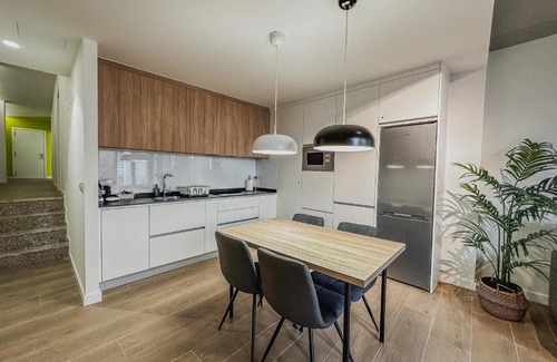 La Coruna Apartment | Discover Miss Tic in Ciudad Vieja Coruña: Guest Rated 9.4