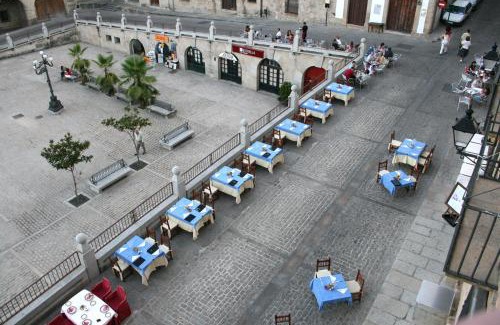 Trujillo House | Family-Friendly Stays at Alojamientos Plaza Mayor