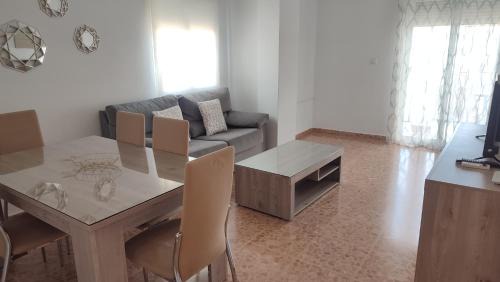 Cullar Vega Apartment | Family-Friendly Stays at Alojamientos Turísticos La Palmera