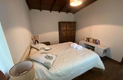 San Jose Apartment | Budget-Friendly Stay at Alojaminto Ester González for Families