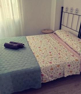 Benalua Apartment | Family-Friendly Retreat at Alona Home - Ideal for Kids