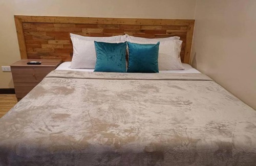 Tawala Resort | Guest Rated Alona Vikings Lodge 2 with Breakfast & Accessibility