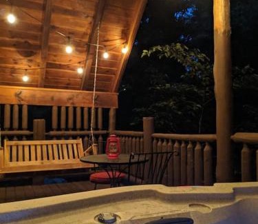 Gatlinburg - Pigeon Forge Apartment | Relax and Unwind at Alone at Last - Sage Vacations