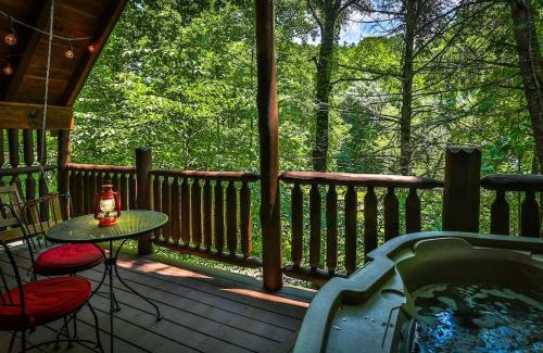 Gatlinburg - Pigeon Forge Apartment | Relax and Unwind at Alone at Last - Sage Vacations