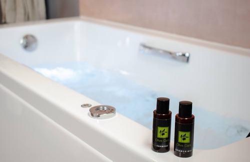 Agkathia Apartment | Discover Aloni Studios: Ideal for Families and Relaxation