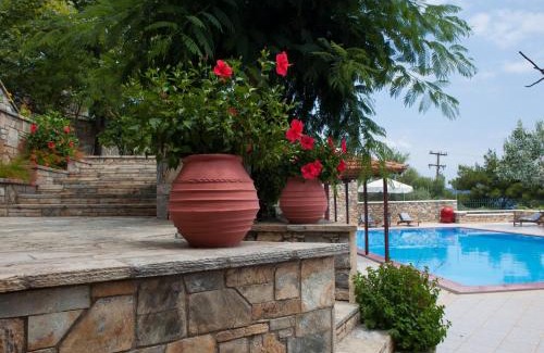 Nimfea Apartment | Stunning Alonissos Muses Villas with Oceanfront Pool