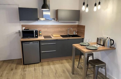 Chartres Apartment | Comfortable Stay at ALP Chartres with Spa & Kitchen Access