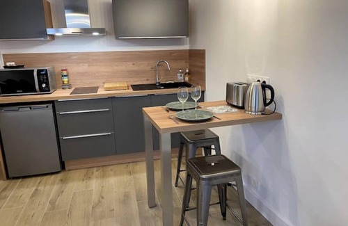 Chartres Apartment | Comfortable Stay at ALP Chartres with Spa & Kitchen Access
