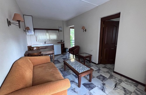 Marmaris Apartment | Top-Rated Alp Inn Butik Otel with Pool & Ocean Views