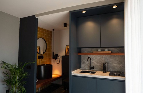 Akyaka Apartment | Tranquil Escape at Alp Suites Pinehill with Ocean View