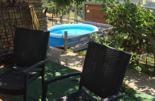 San Vincenzo-Cerchiara House | Relax at Alpacafarm Abruzzovakantie with a Hot Tub Retreat