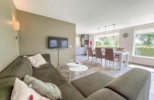 Vorstenbosch House | Pet-Friendly Retreat at Alpacafarm Vorstenbosch - 9/10 Rating