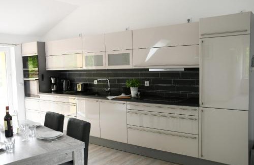 Taura Apartment | Discover Alpakas im Chemnitztal: Family-Friendly Retreat