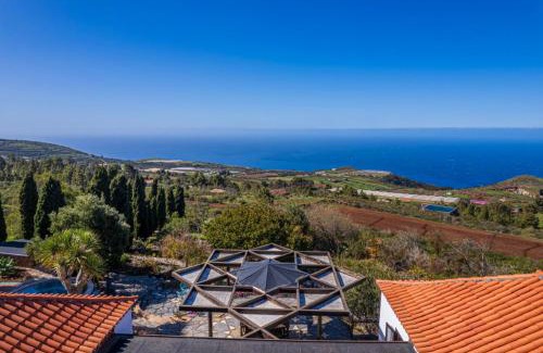 Puntagorda Villa | Discover ALPALMA casa & jardín: Family-Friendly Oasis