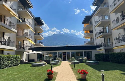 Collombey-Muraz Apartment | Discover Alparthotel: Pet-Friendly Retreat with Spa Access