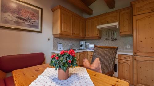 Reith im Alpbachtal Apartment | Cozy Alpbach Apartments: Pet & Child Friendly Getaway