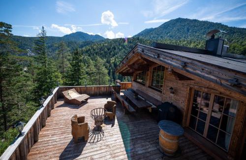 Scharnitz Apartment | Discover Alpe Chalets Goldener Hirsch: 4-Star Retreat with Hot Tub