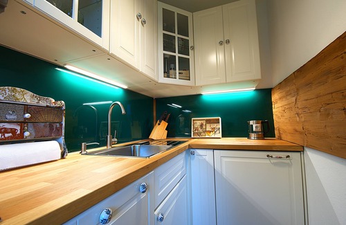Werfenweng Apartment | Alpen Apartment Werfenweng: Mountain Views & Relaxation Awaits