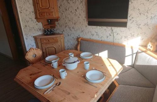 Urnaesch Apartment | Cozy Ferienwohnung Papa Moll: Family-Friendly Retreat