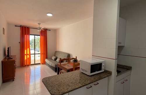 Peniscola Apartment | Cozy Alpen1 Font Nova: Pet-Friendly Retreat with Pool