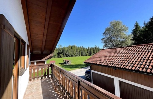 Kruen Apartment | Experience Alpenblick am Barmsee with Family-Friendly Amenities