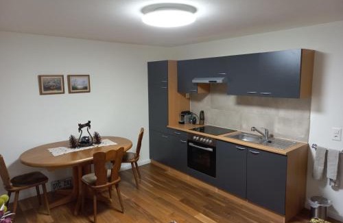Oberbuchsiten House | Pet-Friendly Alpenblick Monteurzimmer for Your Getaway