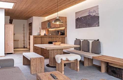 Schwaz Apartment | Alpenchalet Seensucht - Vierklee: Family-Friendly Retreat