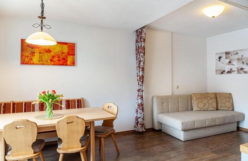 Ischgl Apartment | Family-Friendly Retreat at Alpenflora 1 - Guest Rated 9.8