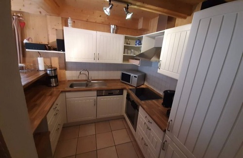 Stadl an der Mur Ski Chalet | Inviting Alpenglöckchen: Family-Friendly Retreat with Spa