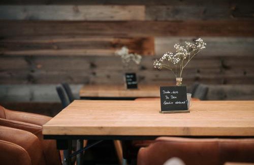 Furstenfeldbruck District Bed & Breakfast | Pet-Friendly Alpenglühen Smart Hotel with Great Amenities