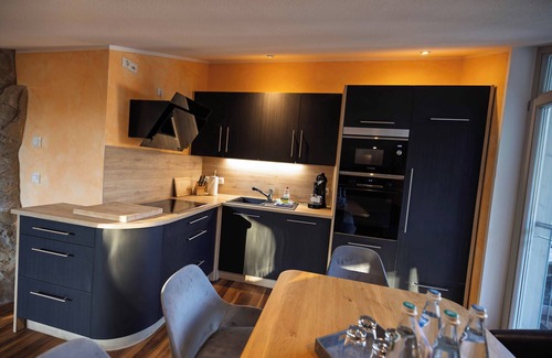 Berchtesgaden Apartment | Relax at Ferienparadies Alpenglühn: Pet-Friendly Retreat
