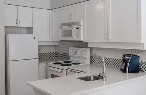 Village North Condo | Alpenglow Lodge Family Studio with Murphy Bed by MVA