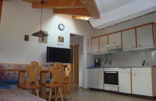Volderau Apartment | Top-Rated Alpenhaus Christian: Family-Friendly Comfort Awaits