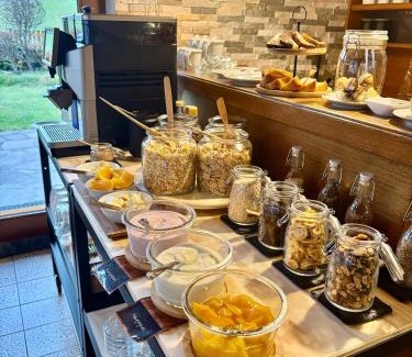 Neustift Im Stubaital House | Discover Alpenhaus Monte: Pet-Friendly Getaway with Kitchen