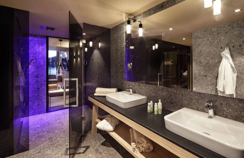 Kitzbuehel Hotel | Unforgettable Alpenhotel Kitzbühel: Rated 9.8 with Spa & Pool