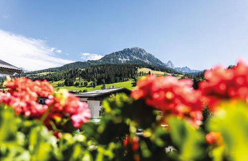 Filzmoos Hotel | Discover Alpenhotel Wurzer: Rated 9/10, Family-Friendly Stay